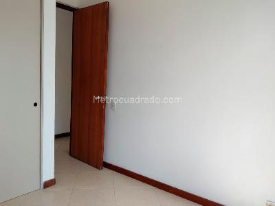 Apartamento de 3 alcobas en arriendo en Castropol, Medellín, 100 m² · foto 15 de 19