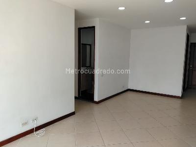 Apartamento de 3 alcobas en arriendo en Castropol, Medellín, 100 m² · foto 2 de 19