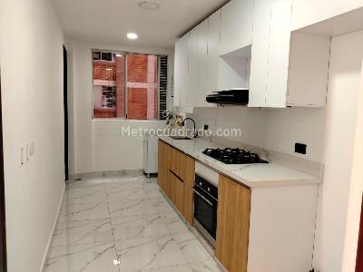 Apartamento de 3 alcobas en arriendo en Castropol, Medellín, 100 m² · foto 6 de 19
