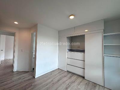 Apartamento de 2 alcobas en arriendo en Los Naranjos, Medellín, 61 m² · foto 13 de 17