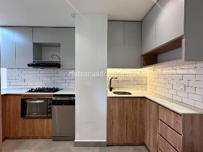 Apartamento de 2 alcobas en arriendo en Los Naranjos, Medellín, 61 m² · foto 8 de 17