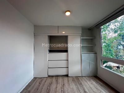 Apartamento de 2 alcobas en arriendo en Los Naranjos, Medellín, 61 m² · foto 9 de 17