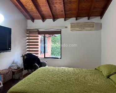 Casa de 5 alcobas en venta en El Poblado, Medellín, 250 m² · foto 11 de 20