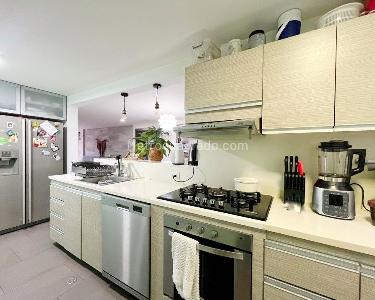 Apartamento de 3 alcobas en venta en El Diamante No. 2, Medellín, 184 m² · foto 4 de 11