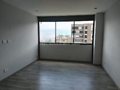 Apartamento de 3 alcobas en arriendo en El Poblado, Medellín, 148 m² · foto 10 de 18