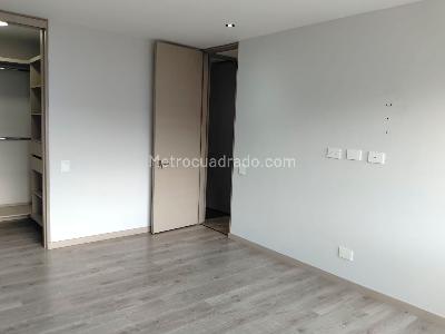 Apartamento de 3 alcobas en arriendo en El Poblado, Medellín, 148 m² · foto 12 de 18