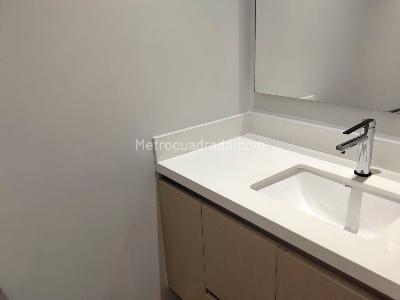 Apartamento de 3 alcobas en arriendo en El Poblado, Medellín, 148 m² · foto 18 de 18