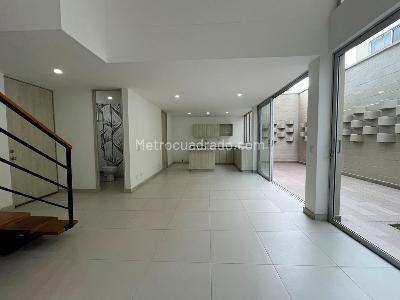 Casa de 3 alcobas en venta en Rionegro, Rionegro, 168 m² · foto 3 de 16