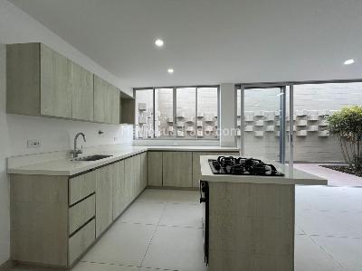 Casa de 3 alcobas en venta en Rionegro, Rionegro, 168 m² · foto 4 de 16