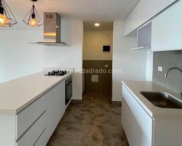 Apartamento de 1 alcoba en arriendo en El Poblado, Medellín, 65 m² · foto 4 de 12