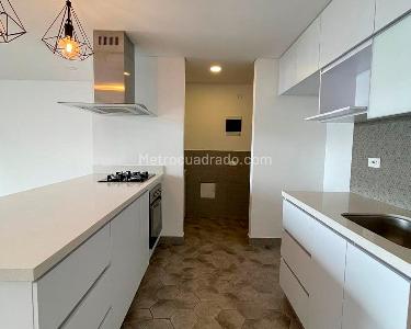 Apartamento de 1 alcoba en arriendo en El Poblado, Medellín, 65 m² · foto 7 de 12