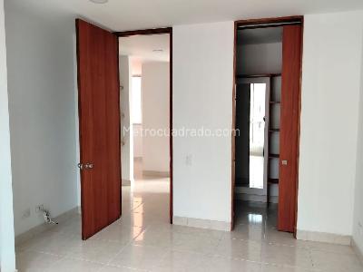 Apartamento de 3 alcobas en arriendo en Castropol, Medellín, 95 m² · foto 11 de 18