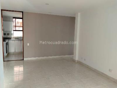 Apartamento de 3 alcobas en arriendo en Castropol, Medellín, 95 m² · foto 3 de 18