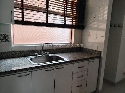 Apartamento de 3 alcobas en arriendo en Castropol, Medellín, 95 m² · foto 6 de 18