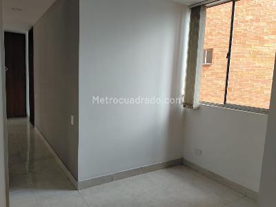 Apartamento de 3 alcobas en arriendo en Castropol, Medellín, 95 m² · foto 7 de 18