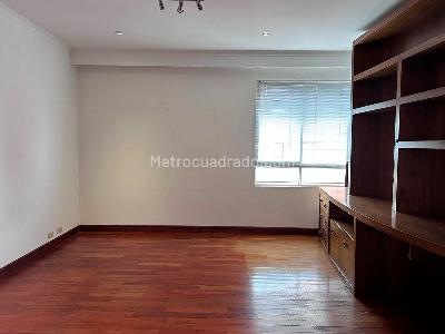 Apartamento de 3 alcobas en venta en El Poblado, Medellín, 316 m² · foto 11 de 17
