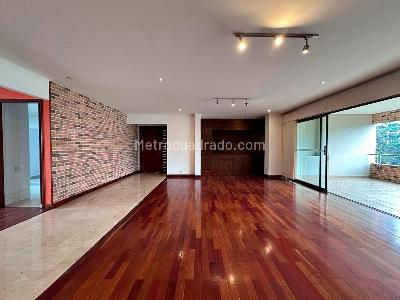 Apartamento de 3 alcobas en venta en El Poblado, Medellín, 316 m² · foto 4 de 17