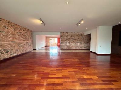 Apartamento de 3 alcobas en venta en El Poblado, Medellín, 316 m² · foto 5 de 17