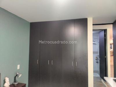 Apartamento de 2 alcobas en venta en El Poblado, Medellín, 72 m² · foto 13 de 15