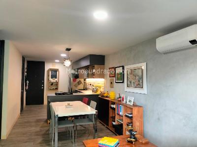 Apartamento de 2 alcobas en venta en El Poblado, Medellín, 72 m² · foto 3 de 15