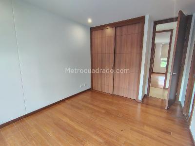 Apartamento de 3 alcobas en arriendo en El Poblado, Medellín, 161 m² · foto 13 de 18