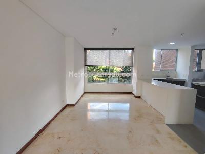 Apartamento de 3 alcobas en arriendo en El Poblado, Medellín, 161 m² · foto 4 de 18