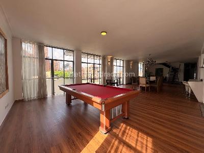 Apartamento de 3 alcobas en arriendo en El Poblado, Medellín, 258 m² · foto 4 de 18