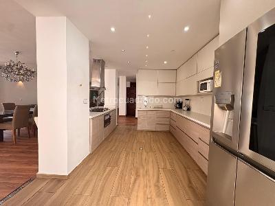 Apartamento de 3 alcobas en venta en El Poblado, Medellín, 258 m² · foto 8 de 18