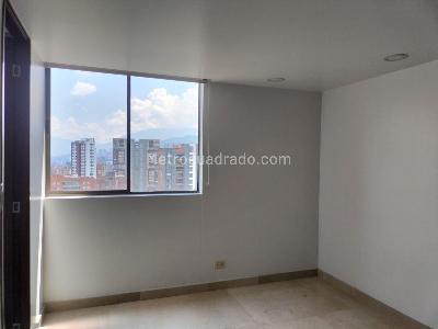 Apartamento de 3 alcobas en arriendo en Santa María De Los Ángeles, Medellín, 146 m² · foto 13 de 18