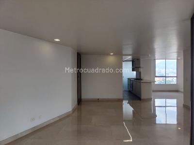 Apartamento de 3 alcobas en arriendo en Santa María De Los Ángeles, Medellín, 146 m² · foto 4 de 18