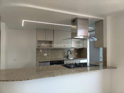 Apartamento de 3 alcobas en arriendo en Santa María De Los Ángeles, Medellín, 146 m² · foto 6 de 18