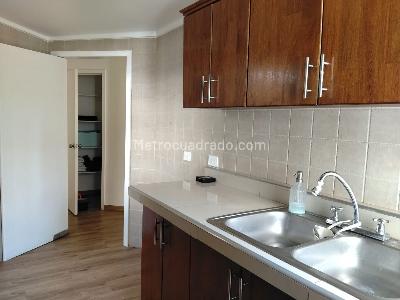 Apartamento de 3 alcobas en arriendo en La Florida, Medellín, 107 m² · foto 7 de 19