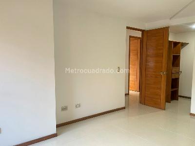 Apartamento de 3 alcobas en venta en Sabaneta, Sabaneta, 98 m² · foto 10 de 18
