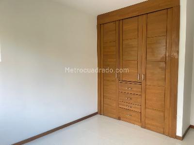 Apartamento de 3 alcobas en venta en Sabaneta, Sabaneta, 98 m² · foto 12 de 18
