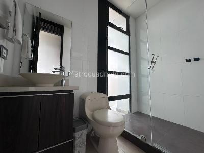 Apartamento de 1 alcoba en arriendo en El Poblado, Medellín, 60 m² · foto 11 de 11