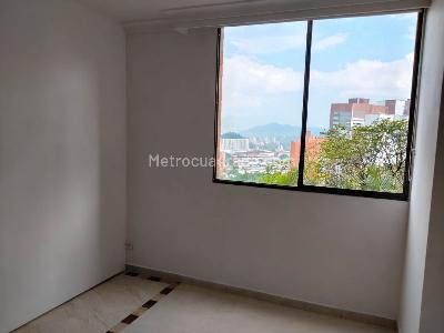 Apartamento de 3 alcobas en arriendo en El Poblado, Medellín, 88 m² · foto 11 de 18