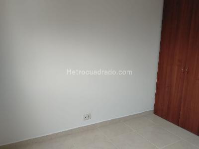 Apartamento de 3 alcobas en arriendo en El Poblado, Medellín, 88 m² · foto 15 de 18
