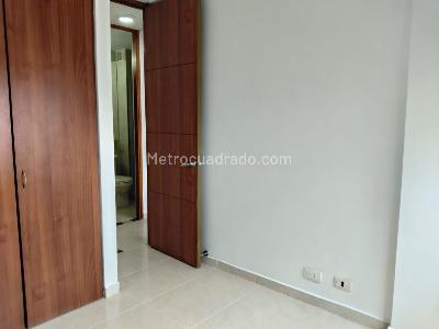 Apartamento de 3 alcobas en arriendo en El Poblado, Medellín, 88 m² · foto 16 de 18