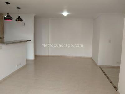 Apartamento de 3 alcobas en arriendo en El Poblado, Medellín, 88 m² · foto 3 de 18