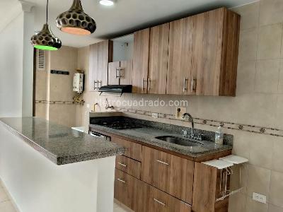 Apartamento de 3 alcobas en arriendo en El Poblado, Medellín, 88 m² · foto 5 de 18