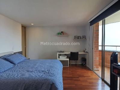 Apartamento en arriendo en El Poblado, Medellín · foto 11 de 19