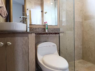 Apartamento en arriendo en El Poblado, Medellín · foto 17 de 19