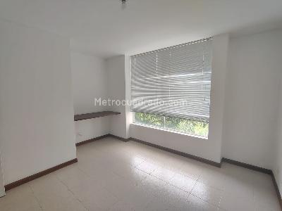 Apartamento de 2 alcobas en arriendo en El Poblado, Medellín, 65 m² · foto 10 de 14