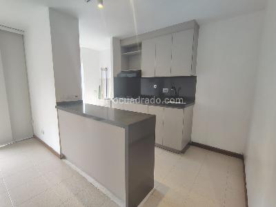 Apartamento de 2 alcobas en arriendo en El Poblado, Medellín, 65 m² · foto 5 de 14