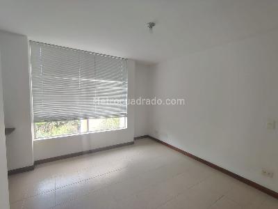 Apartamento de 2 alcobas en arriendo en El Poblado, Medellín, 65 m² · foto 9 de 14