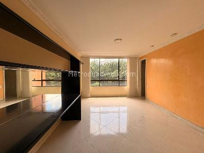 Apartamento en venta en El Poblado, Medellín · foto 10 de 14