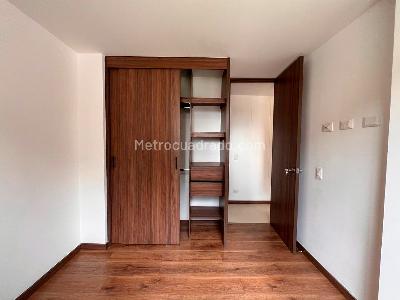 Apartamento de 3 alcobas en venta en Rionegro, Rionegro, 81 m² · foto 10 de 14