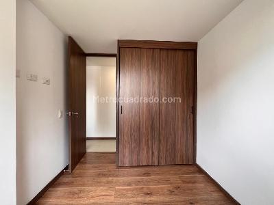 Apartamento de 3 alcobas en venta en Rionegro, Rionegro, 81 m² · foto 8 de 14