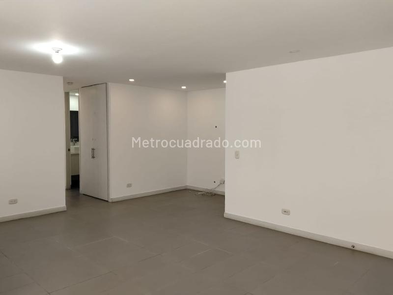 Apartamento en Arriendo, EL POBLADO, Medellín - Widok 4