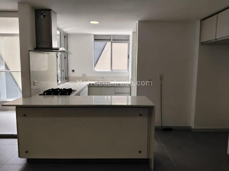 Apartamento en Arriendo, EL POBLADO, Medellín - Widok 5
